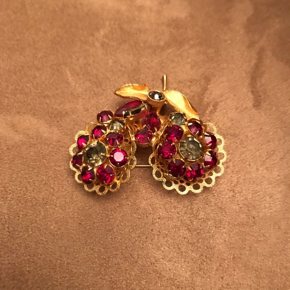 Vintage brooch red and green rhinestones - Picture 4 of 8